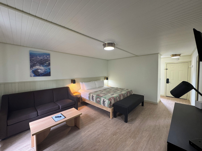 Others 5, Ski Mountain Lodge, Sevier