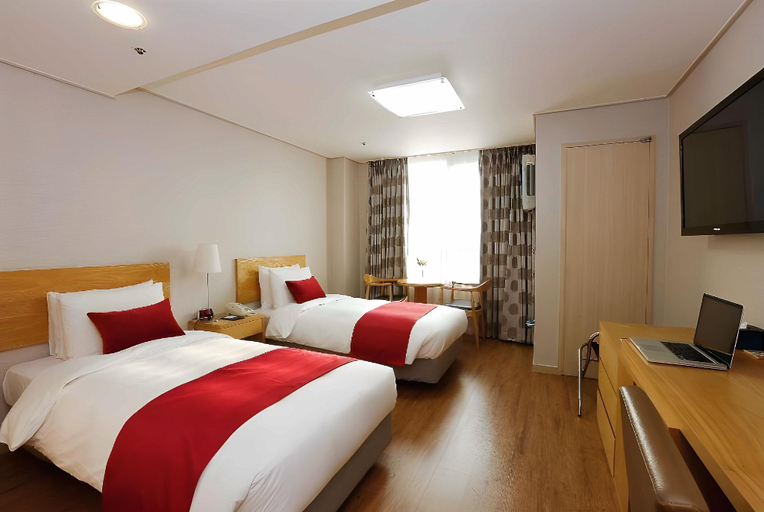 Bedroom 22