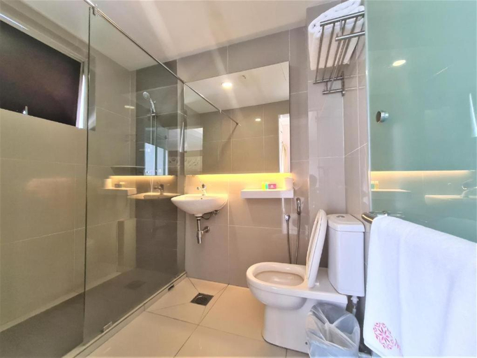 Bathroom 5, Merdeka Hotel Kluang, Kluang
