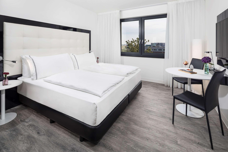 Bedroom 2, INNSiDE by Meliá Hamburg Hafen, Hamburg