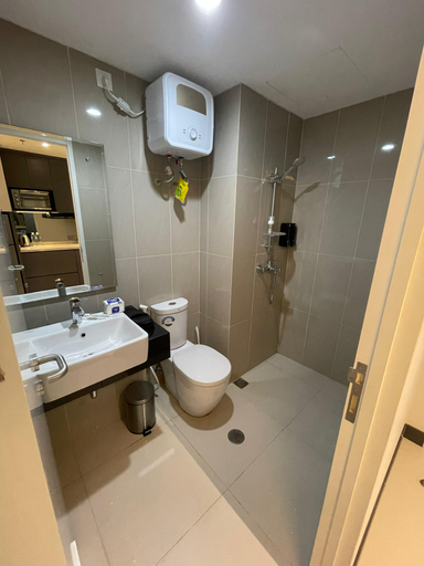 Bathroom, Deluxe Room-Sea View-Pool-Golf-Nuvasa Bay, Batam