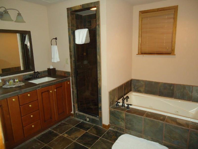 Bathroom 3, Lajitas Golf Resort & Spa, Brewster