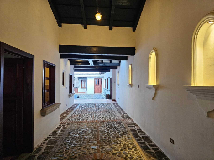 Others 5, Cozy Colonial Style Azotea Apartments, Antigua Guatemala