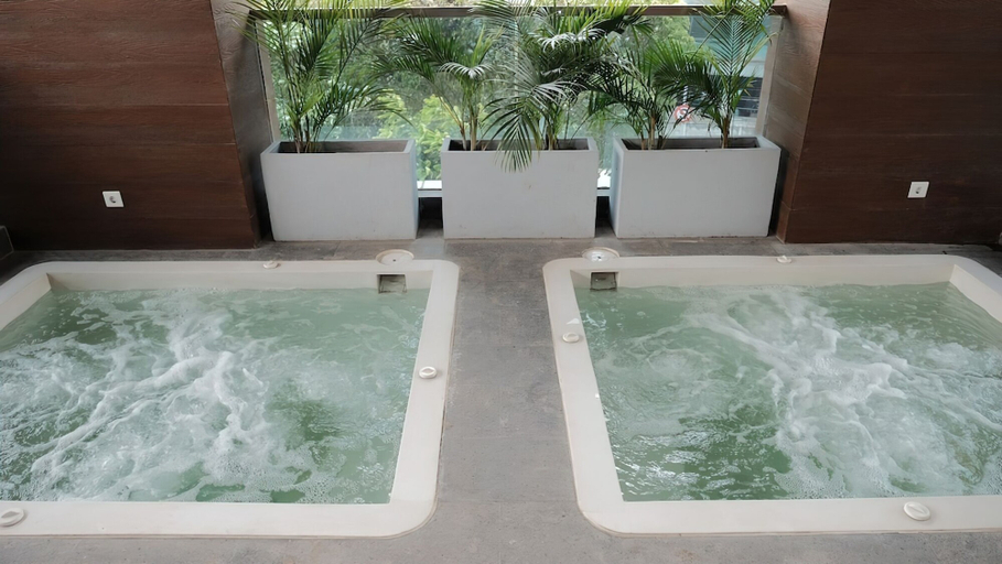 Bathroom, Capitol Prism Sky Suites, Central Jakarta