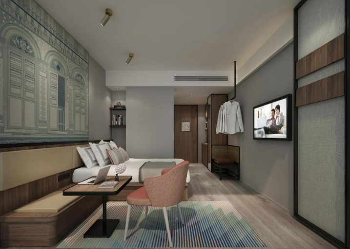 Bedroom 13
