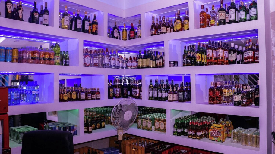 Food & Drinks 4, Pearldew Hotel, Kisumu Central
