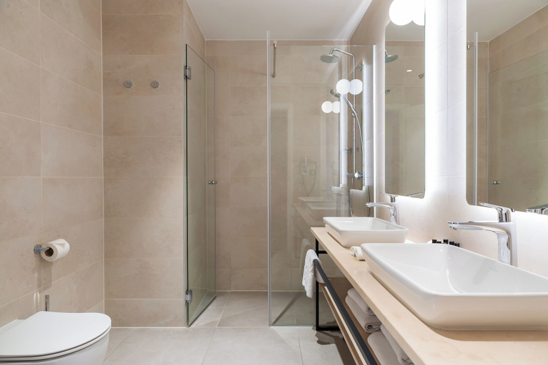 Bathroom 4, Manda Heritage Hotel, Zagreb