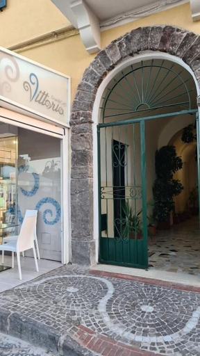 Exterior & Views 2, B&B La Piazzetta, Napoli