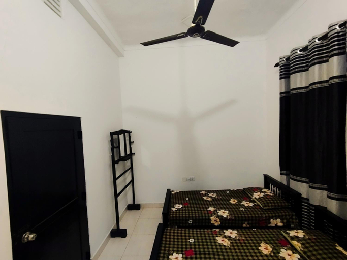 Others 5, Rayyan Mahal, Puttalam