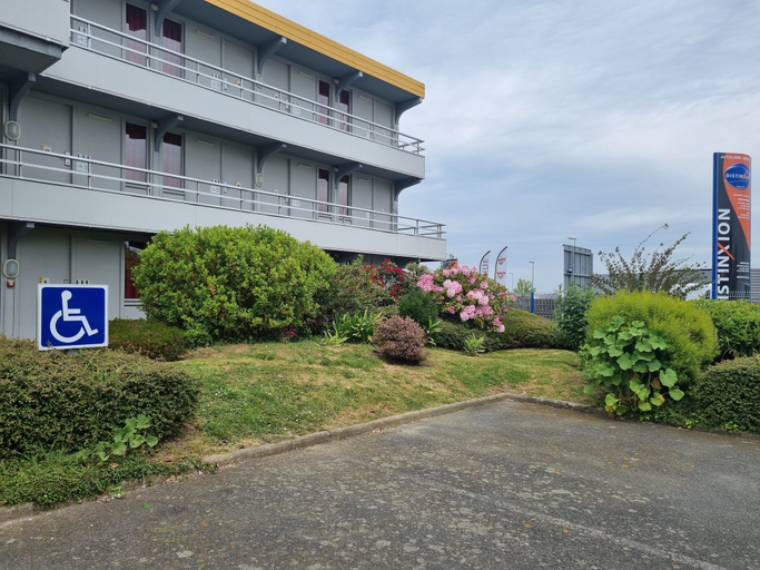 Exterior & Views 2, Premiere Classe Saint Brieuc-Tregueux, Côtes-d'Armor