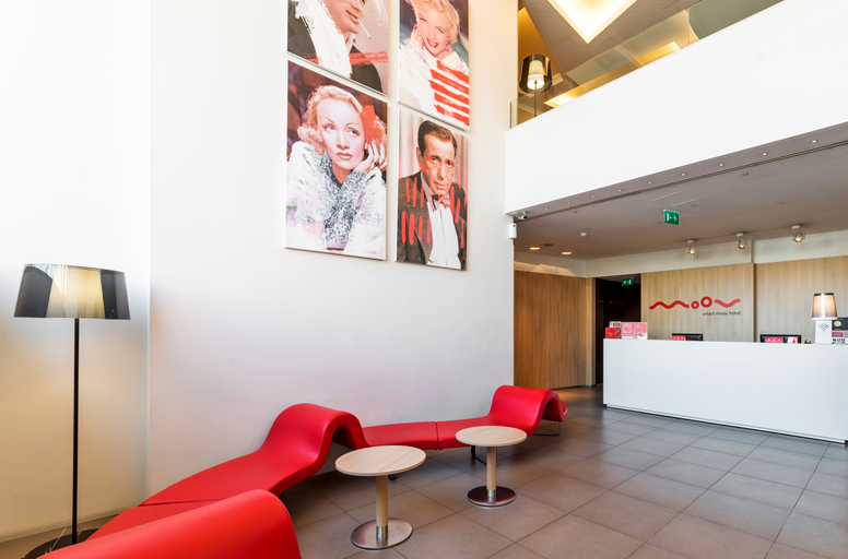 Public Area 2, Moov Hotel Porto Centro, Porto