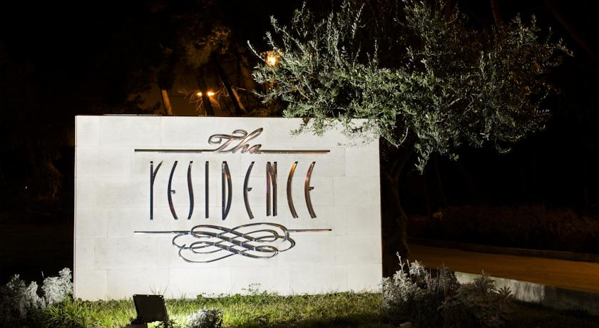 Public Area 3, The Residence, Podstrana