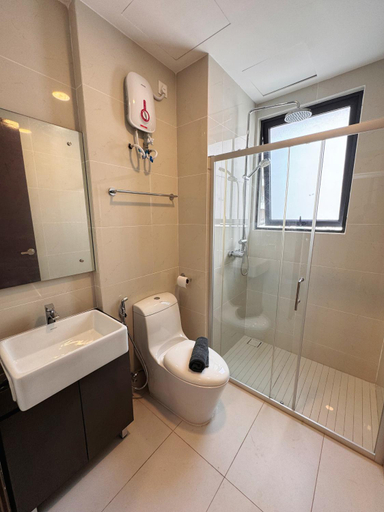 Bathroom 4, Country Garden Danga Bay By Minshuku, Johor Bahru