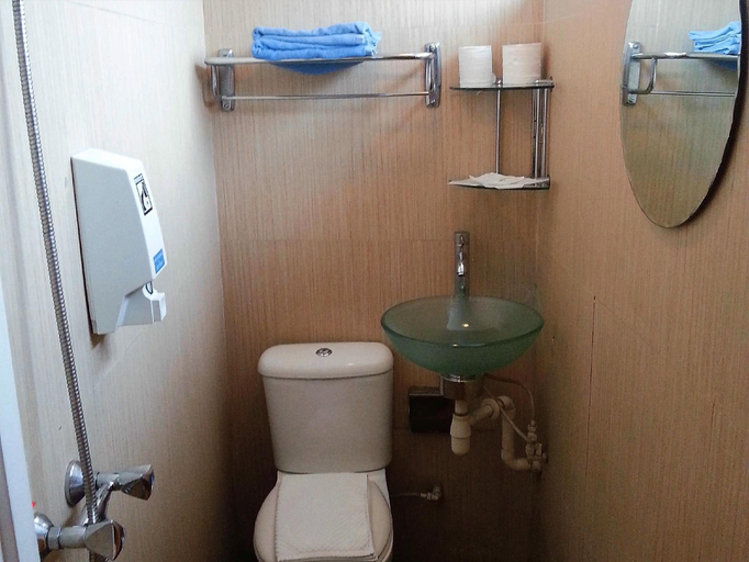 Bathroom 3