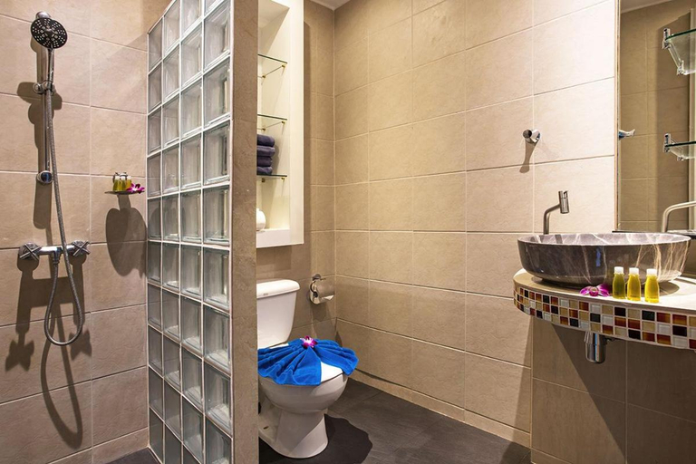 Bathroom 4, Patong Tower Holiday Rentals, Pulau Phuket