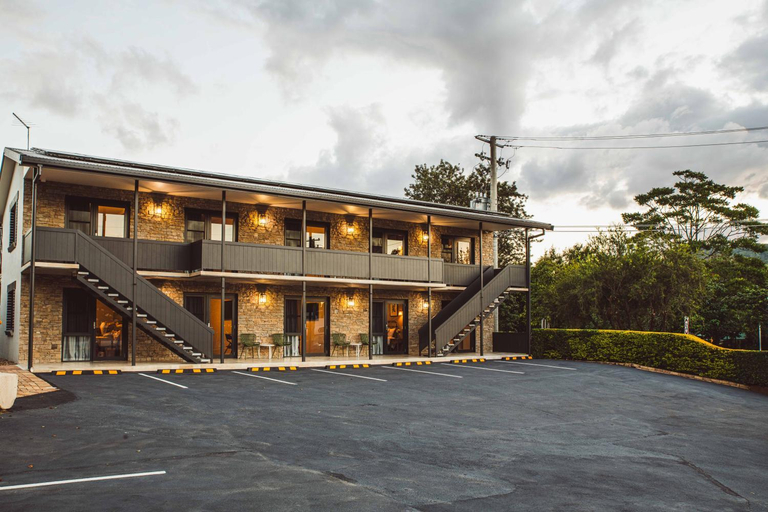 Others 2, Village Inn Canungra, Tamborine Mountain
