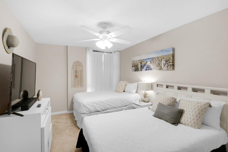 Bedroom 4, Enclave 304b, Okaloosa