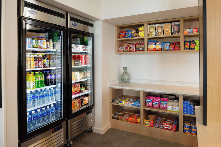 Food & Drinks 5, Hyatt House Auburn Hills / Detroit, Oakland