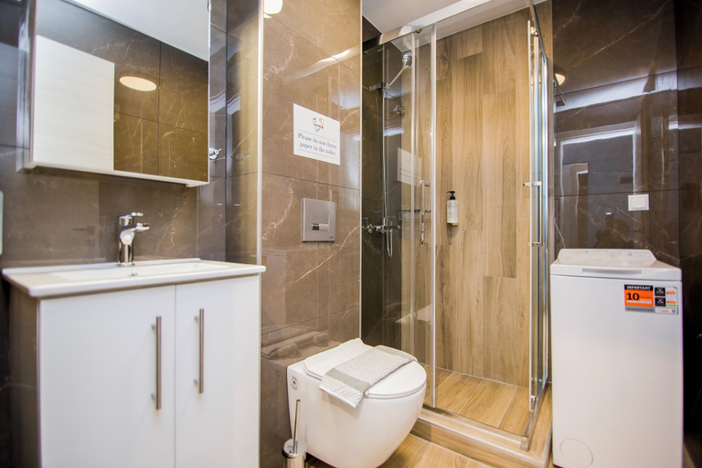 Bathroom 4, Sirens Residential Complex, East Macedonia and Thrace
