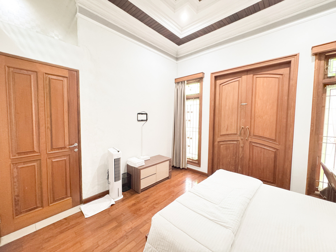 Bedroom 8