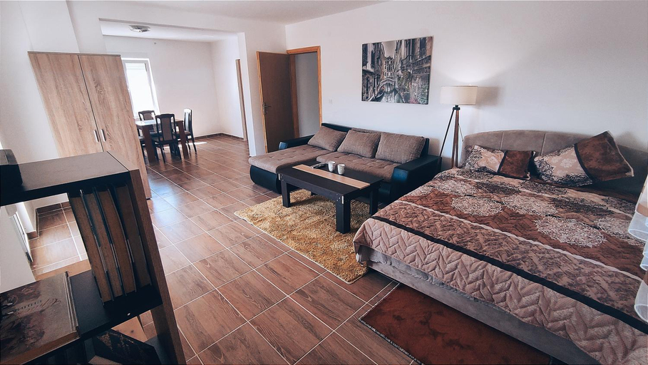 Bedroom, Apartmani Venecija