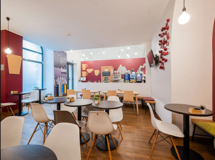 Food & Drinks 5, B&B Hotel Trieste, Trieste