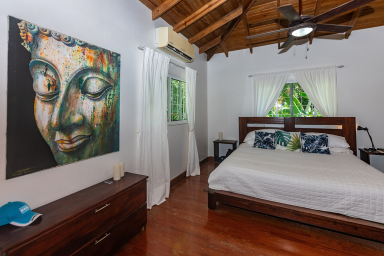 Bedroom 2, Valley View 2 Bedroom Home, Roatán