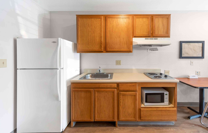 Others 5, WoodSpring Suites Springdale, Washington