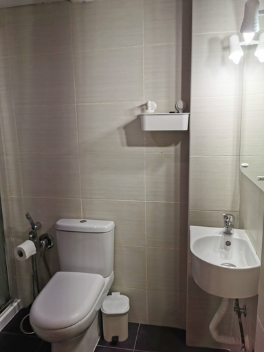 Bathroom 4, Jualis Guest House, Porto