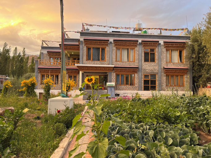 Exterior & Views 2, LADAKH COUNTRY INN, Leh