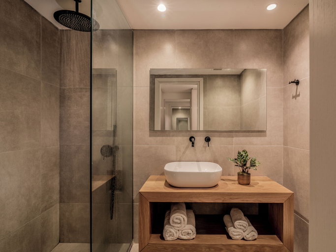 Bathroom 4, New Beach Hotel, Ionian Islands