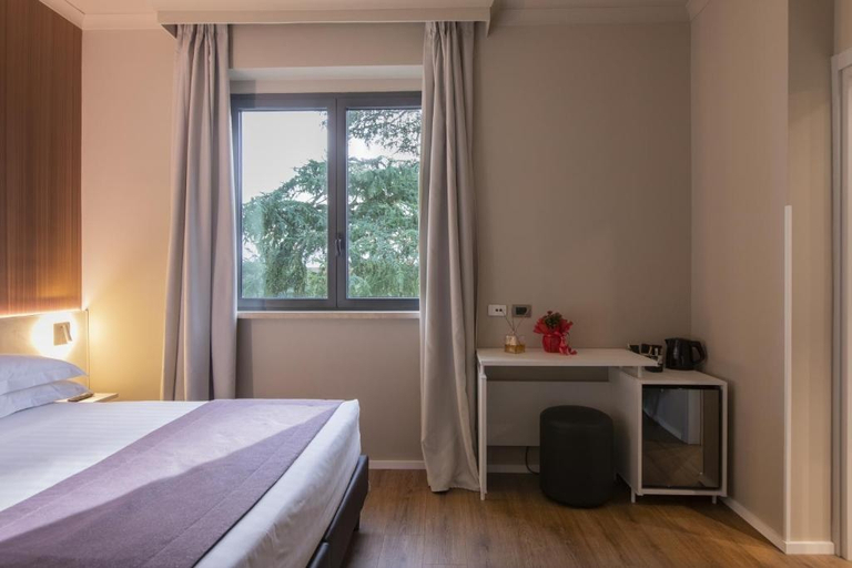 Bedroom 2, Garner Hotel ROME AURELIA by IHG, Roma