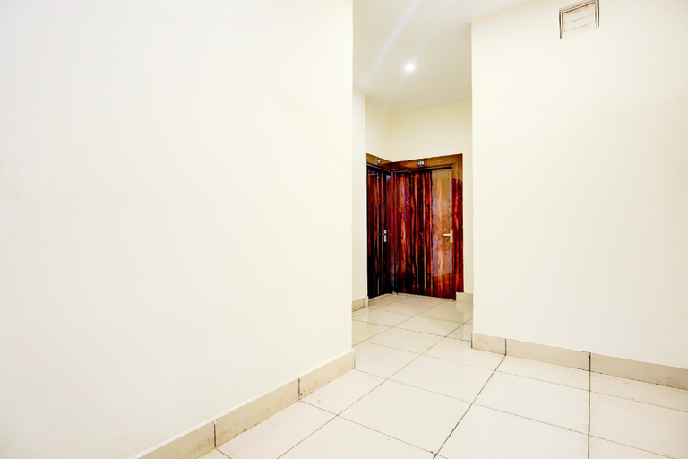 Others 5, Hotel O A, Kurukshetra
