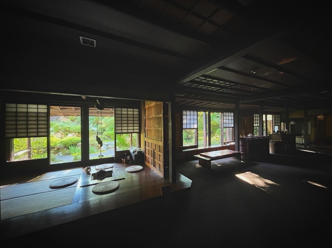 Others 1, WATAYA, Hakusan