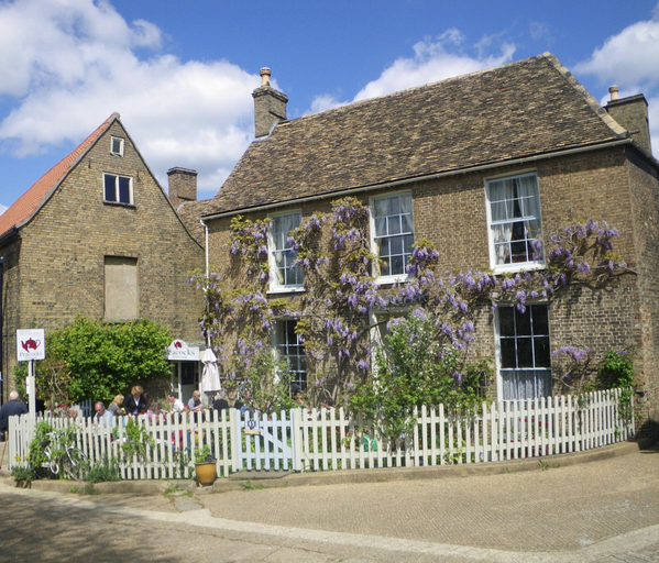 Exterior & Views 1, Peacocks Tearoom and Fine B and B, Cambridgeshire