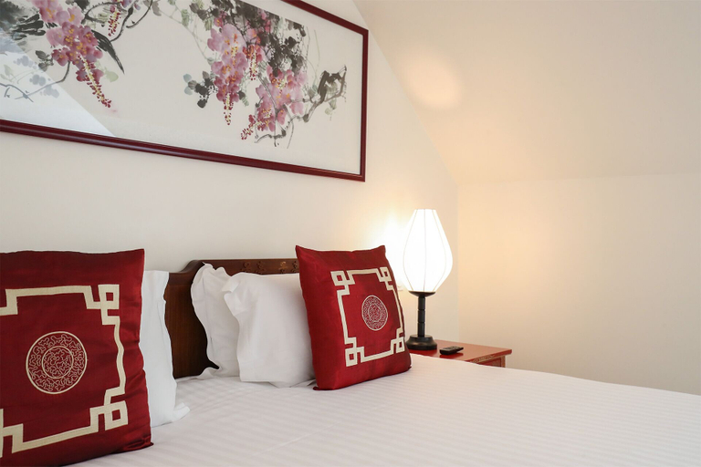 Bedroom 4, Les Pagodes de Beauval, Loir-et-Cher