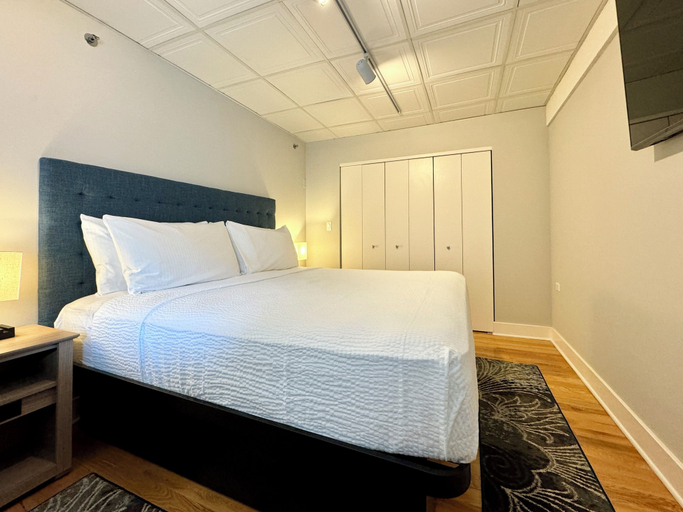 Bedroom 12