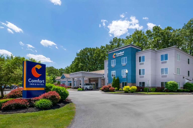 Exterior & Views 5, Comfort Inn & Suites Saratoga Springs, Saratoga