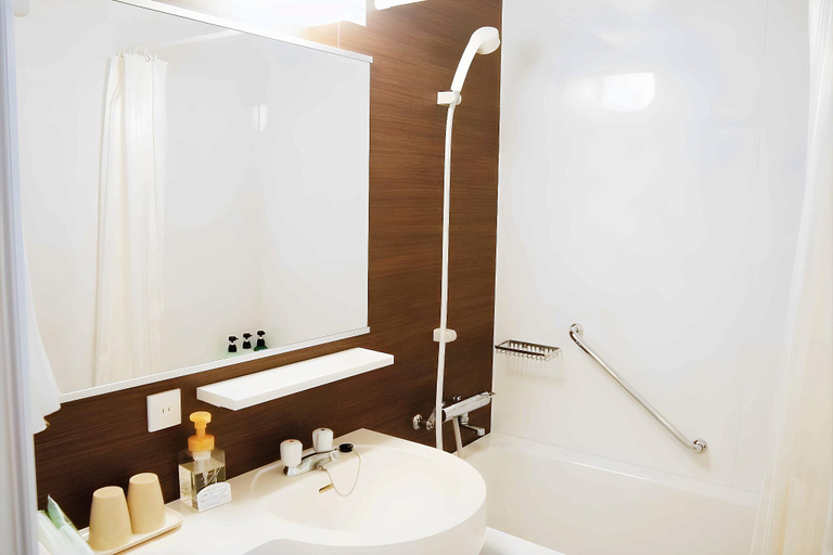Bathroom 6