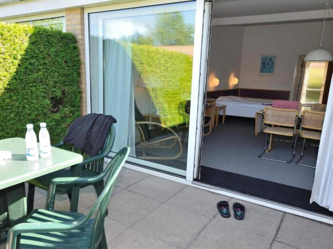 Outdoor dining, Holiday Home With pet Friendly Amenities-by Traum, Bornholm