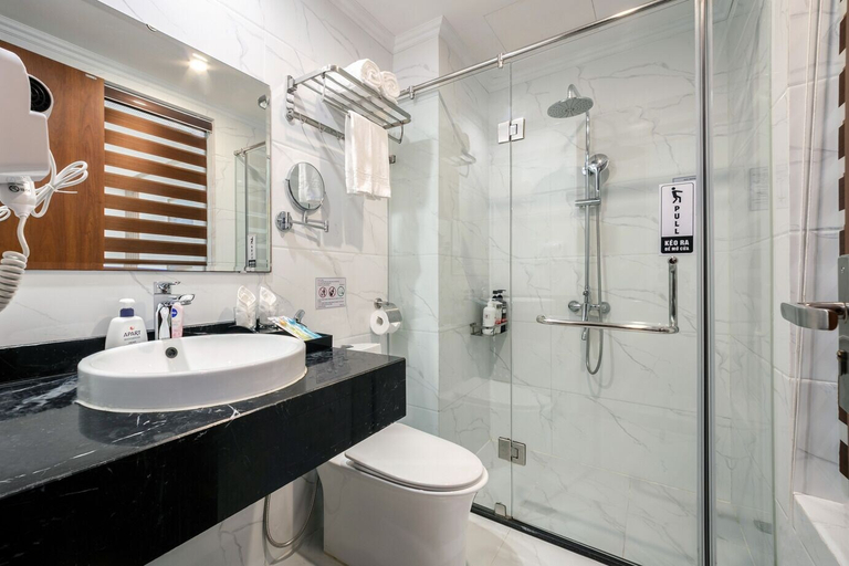 Bathroom 4, A25 Premium Hotel - Bai Chay Ha Long, Hạ Long