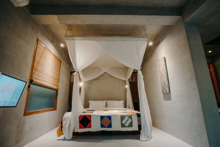 Bedroom 13