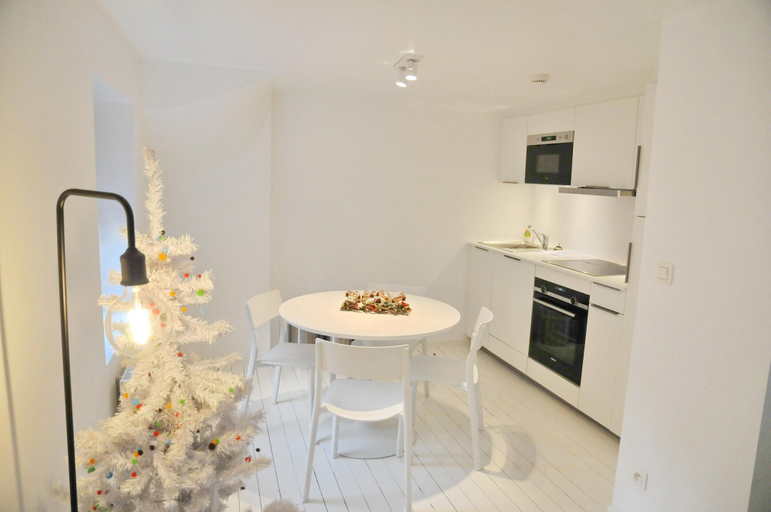 Private kitchen 2, Apartment in Durbuy Near Adventure Park, Luxembourg