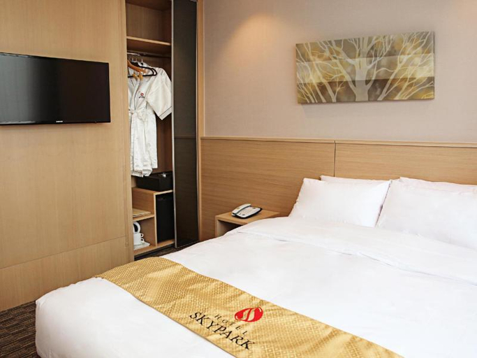 Bedroom 11