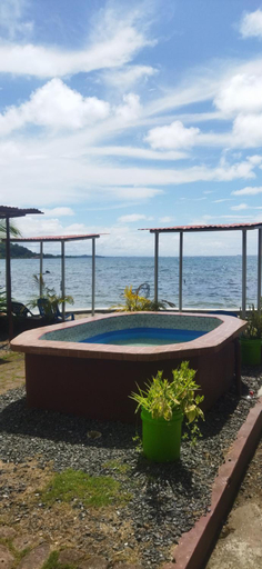 Others 3, Ofiuras Hostal, Portobelo