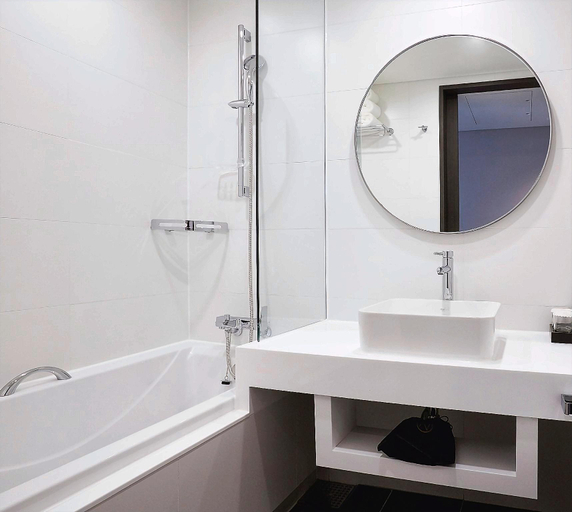 Bathroom 17