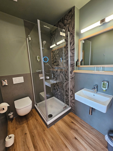 Bathroom 4, Hotel Am Kaisersaal, Erfurt