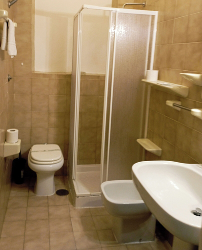 Bathroom 4, Hotel Ristorante Calamosca, Cagliari