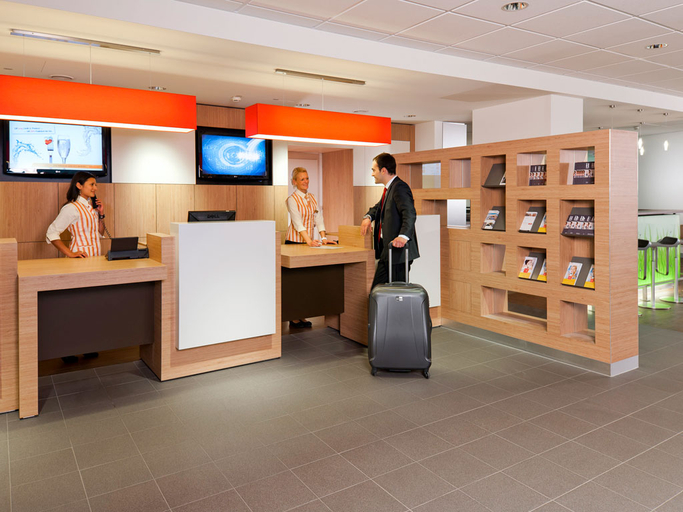 Public Area, ibis Augsburg Hauptbahnhof, Augsburg