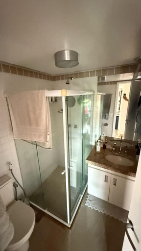 Bathroom 4, FELIPPE D FREITAS, Rio de Janeiro